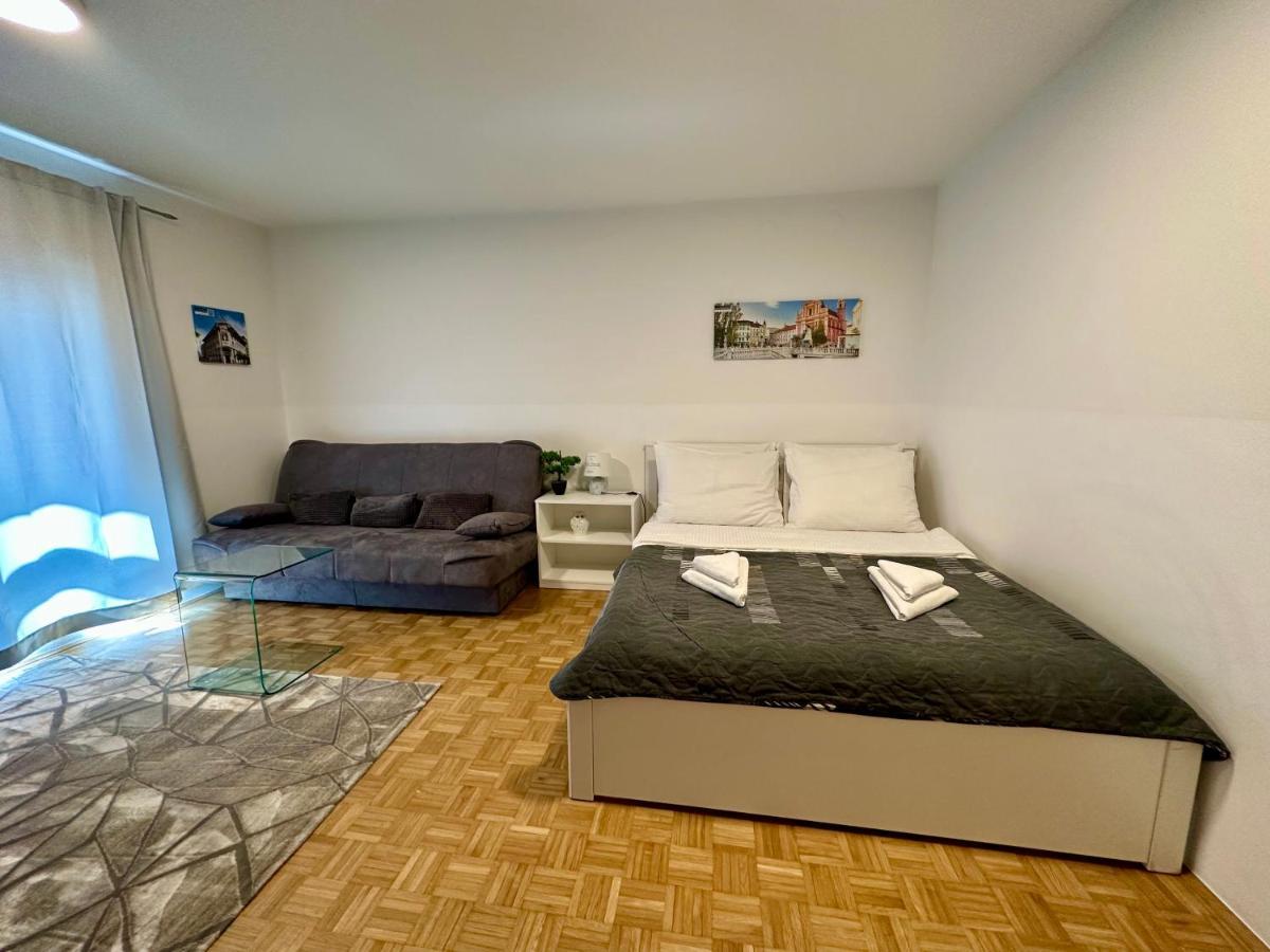 Clara Ljubljana Apartment エクステリア 写真